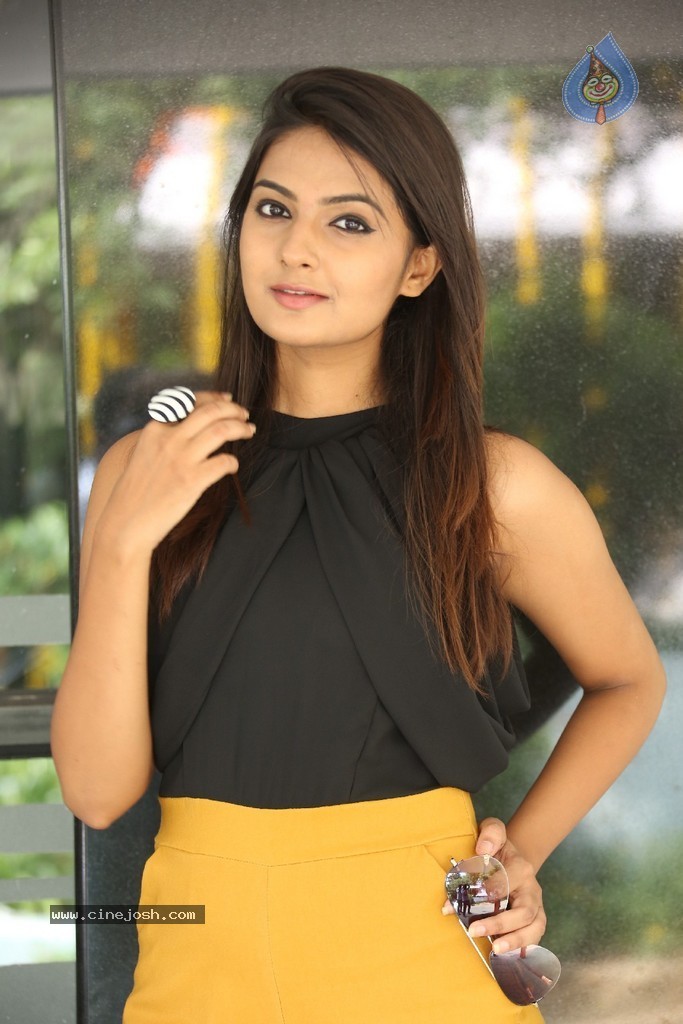 Neha Deshpande Latest Gallery - 75 / 90 photos