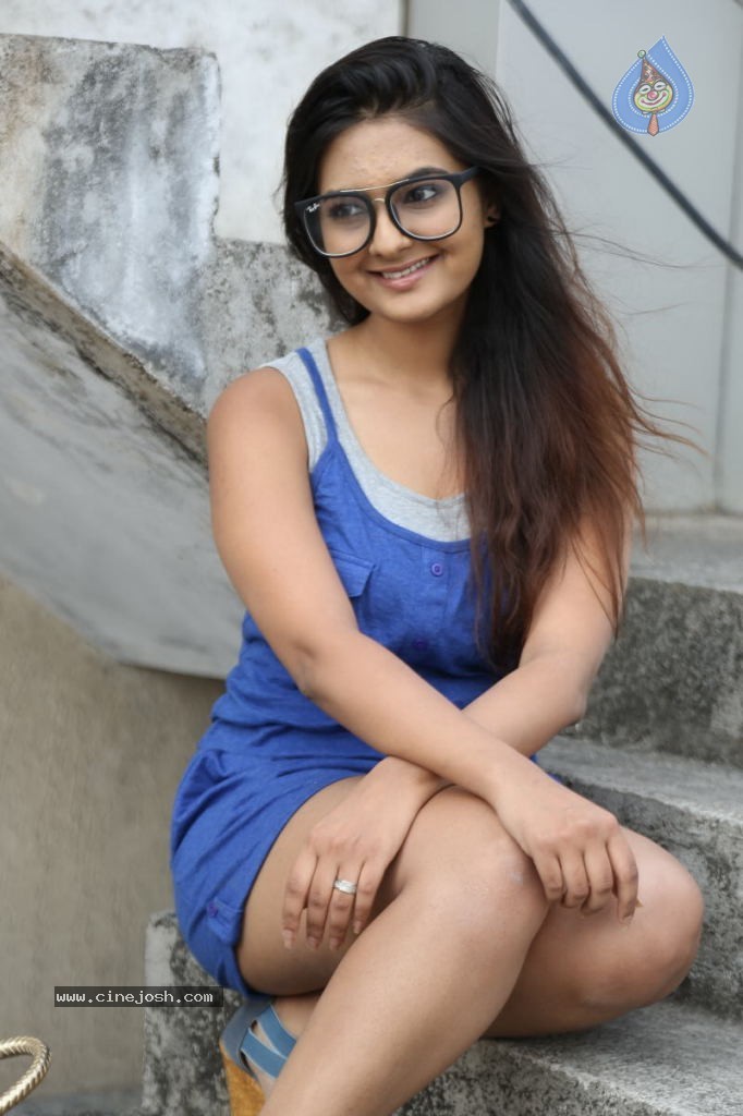 Neha Deshpande Latest Pics - 14 / 66 photos