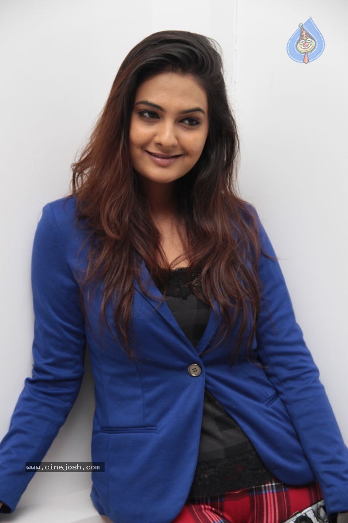 Neha Deshpande New Photos - 38 / 62 photos