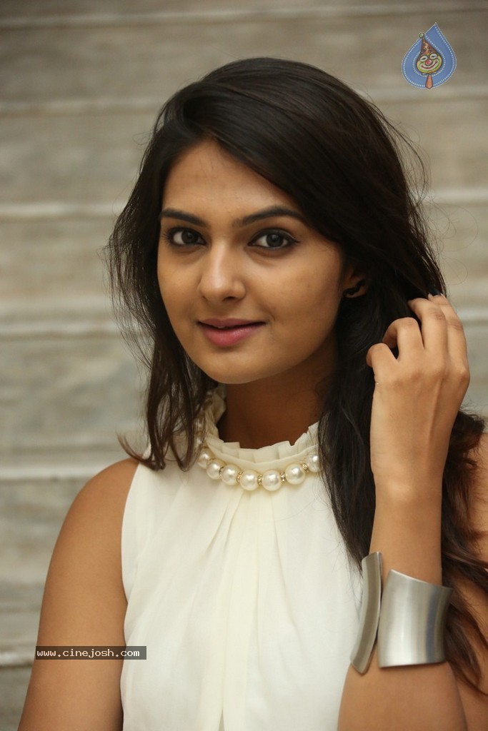 Neha Deshpande New Stills - 57 / 125 photos