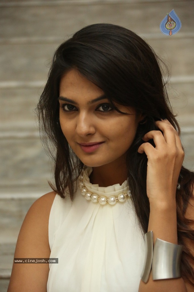 Neha Deshpande New Stills - 64 / 125 photos