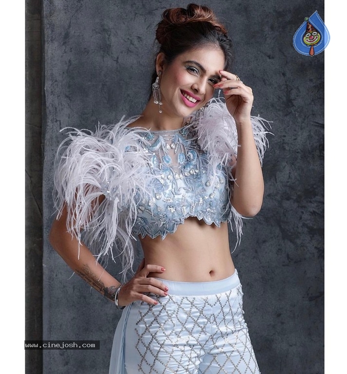 Neha Malik Latest Photos - 33 / 44 photos