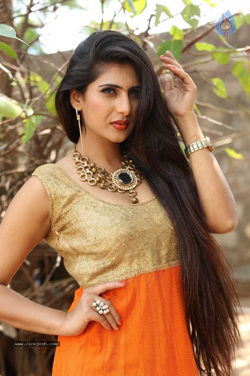 Neha Saxena Latest Photos - 37 / 57 photos