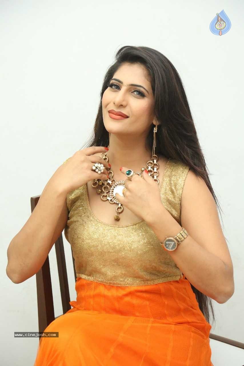 Neha Saxena Latest Photos - 47 / 57 photos