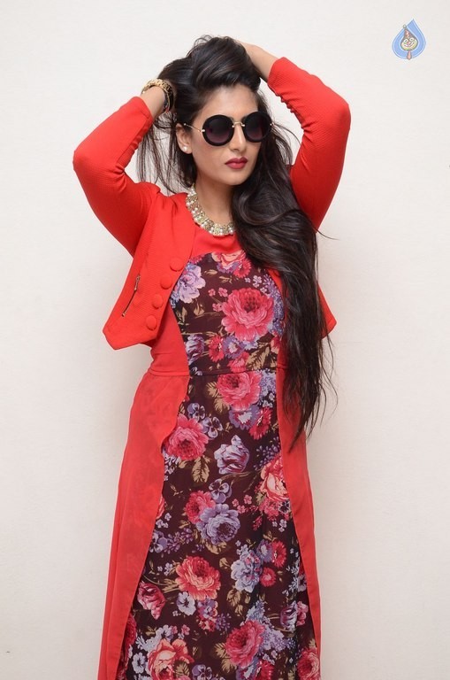 Neha Saxena New Photos - 12 / 31 photos