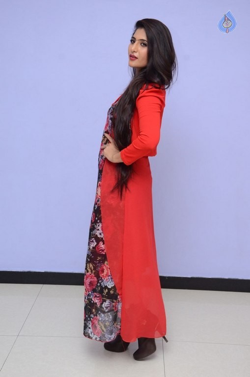 Neha Saxena New Photos - 30 / 31 photos