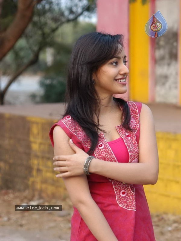 Neha Sharma New Photo Gallery - 43 / 44 photos