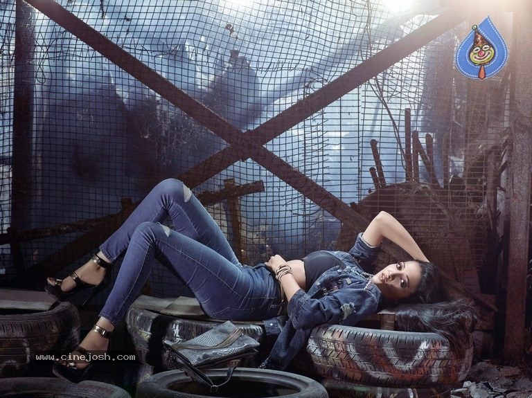 Neha Shetty Latest Pics - 2 / 10 photos