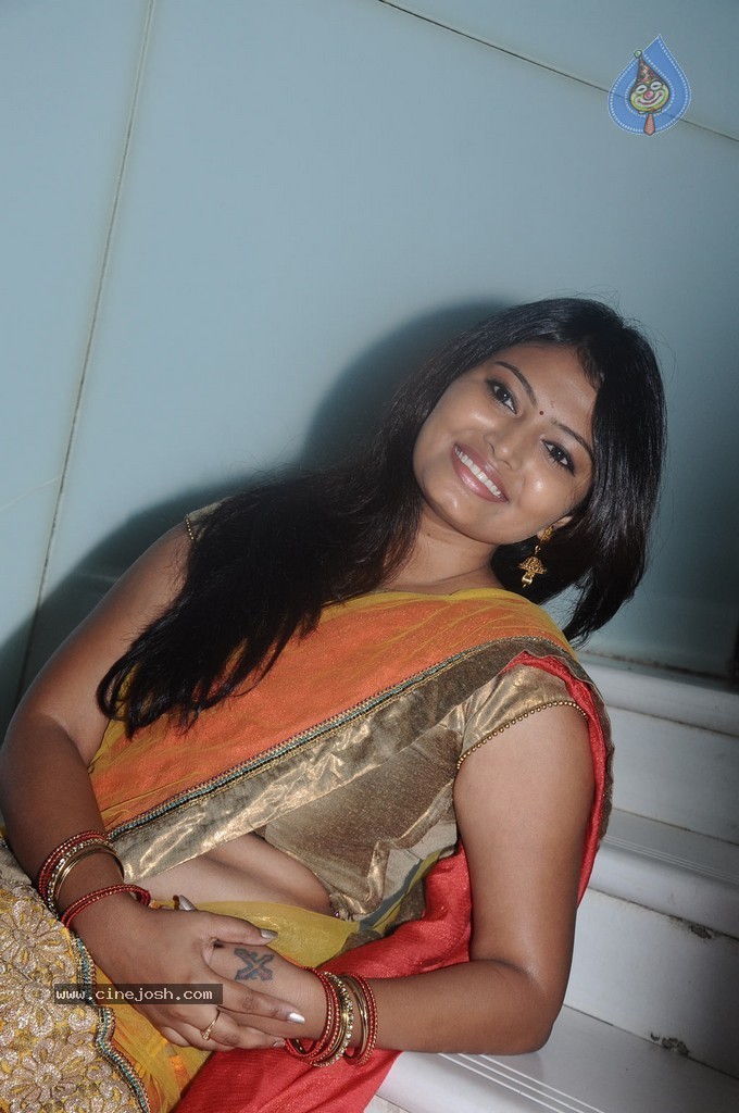 Nekha Hot Stills - 36 / 57 photos