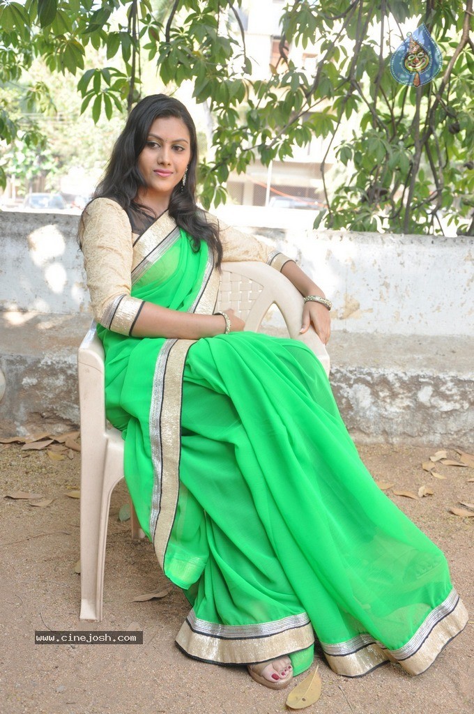 New Actress Priyanka Stills - 10 / 70 photos