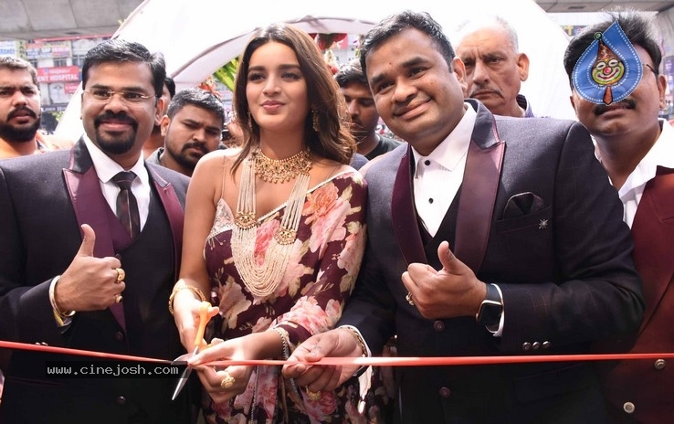  Niddhi Agerwal Launches Manepally Jewellers - 31 / 34 photos