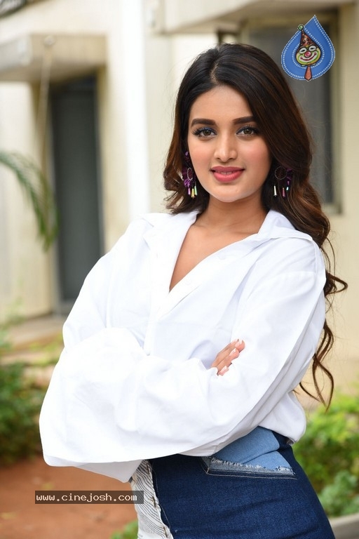 Nidhhi Agerwal Photos - 14 / 21 photos