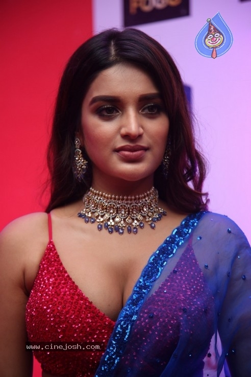 Nidhhi Agerwal Stills - 7 / 33 photos