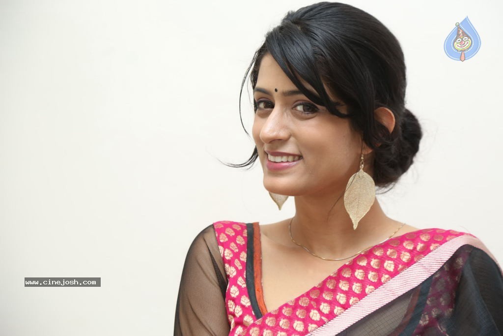 Nidhi Nautiyal New Stills - 1 / 131 photos