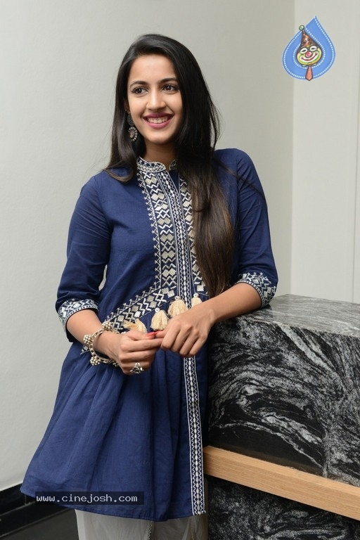 Niharika Latest Photos - 7 / 12 photos