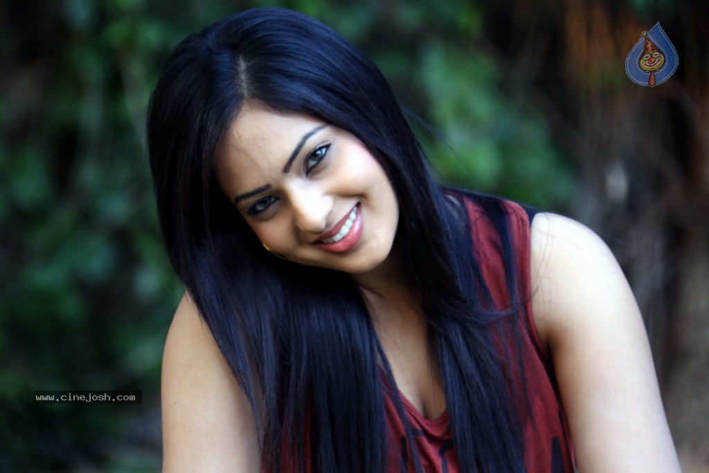 Nikesha Patel Latest Gallery - 37 / 125 photos