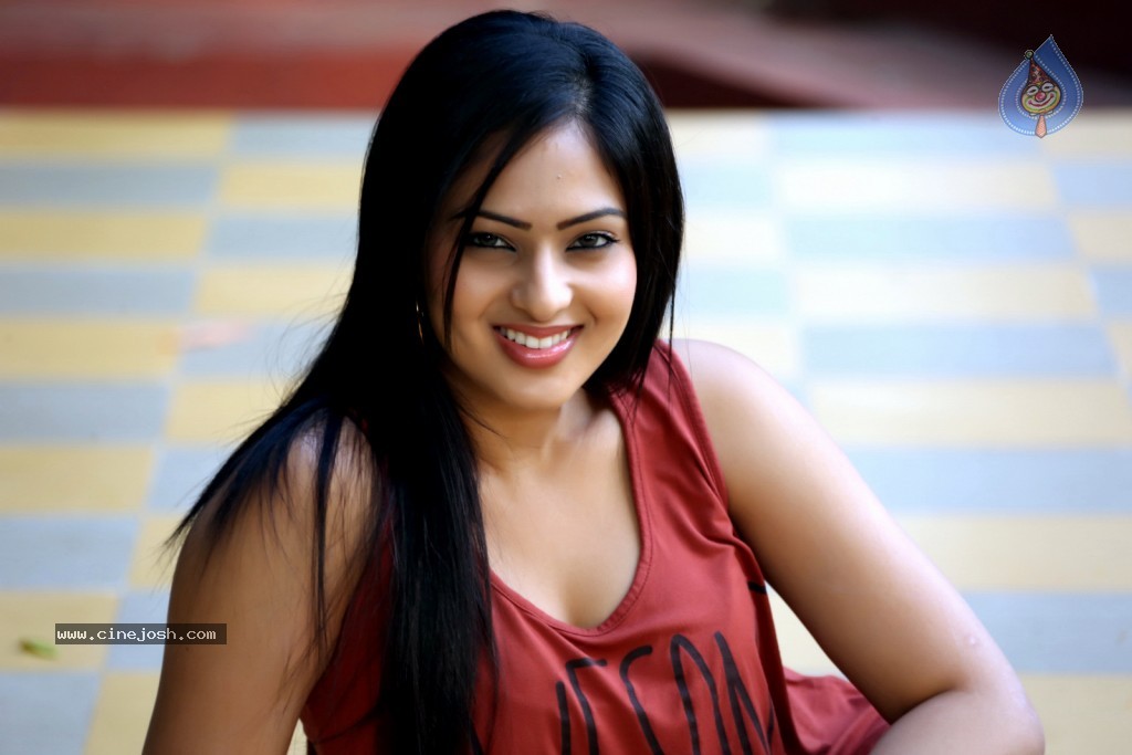 Nikesha Patel Latest Gallery - 42 / 125 photos