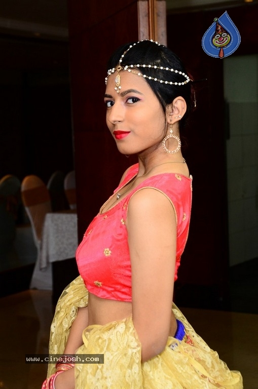 Nikita Latest Images - 6 / 21 photos