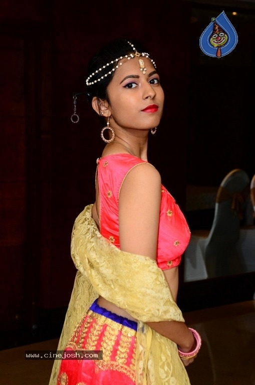 Nikita Latest Images - 15 / 21 photos