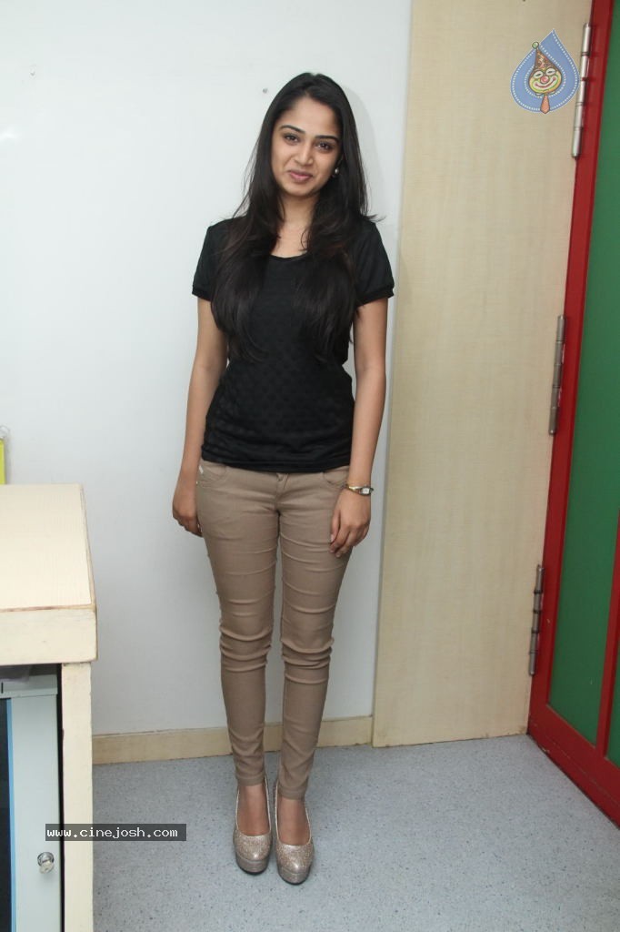 Nikitha Anil New Photos - 14 / 54 photos