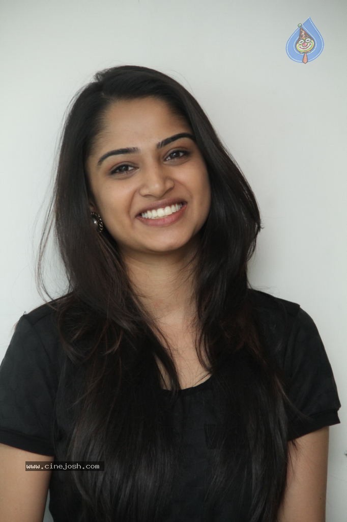 Nikitha Anil New Photos - 33 / 54 photos