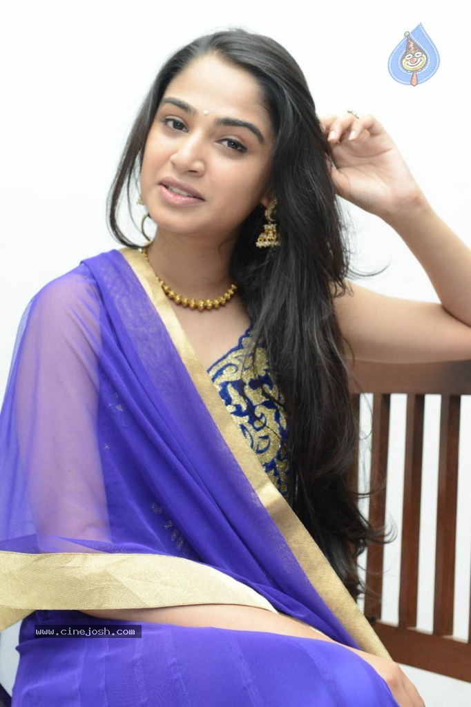 Nikitha Anil Stills - 17 / 26 photos