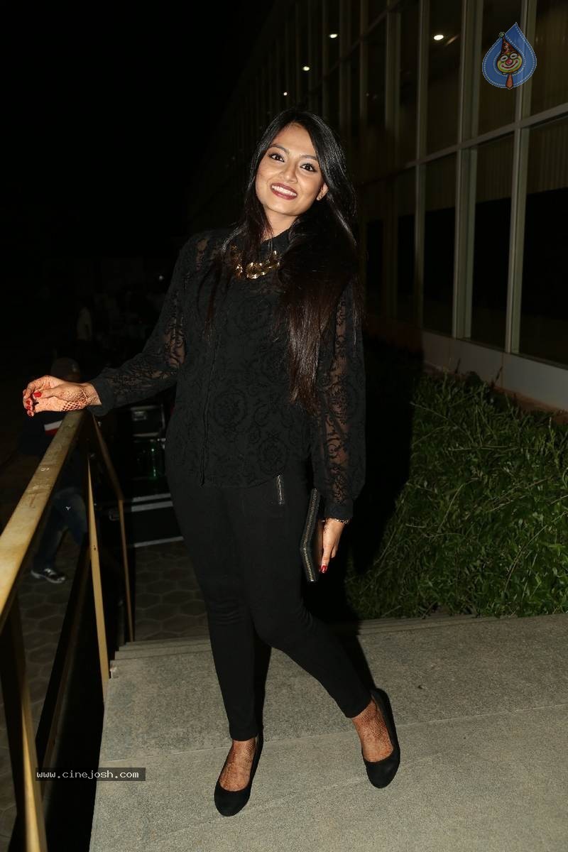 Nikitha Narayan New Photos - 26 / 44 photos