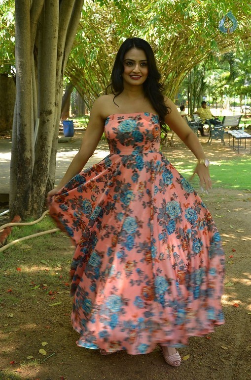 Nikitha Narayana New Images - 26 / 29 photos