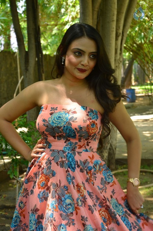Nikitha Narayana New Images - 29 / 29 photos