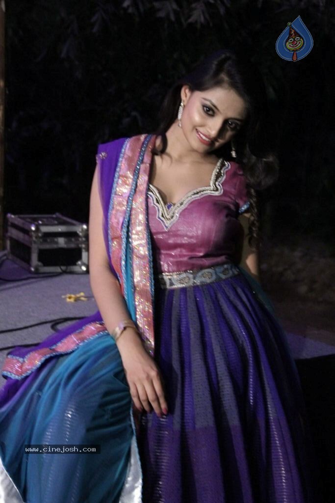 Nikitha Narayana New Photos - 54 / 100 photos