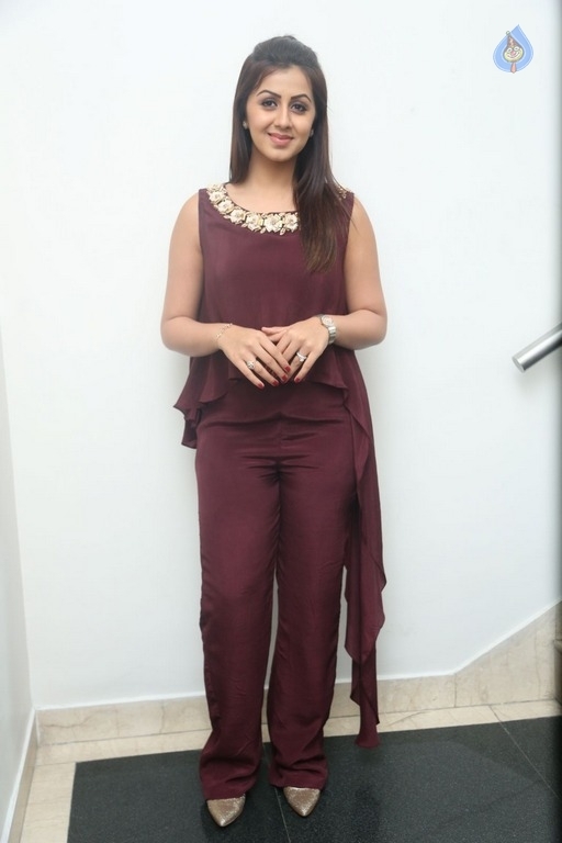 Nikki Galrani Latest Photos - 1 / 31 photos