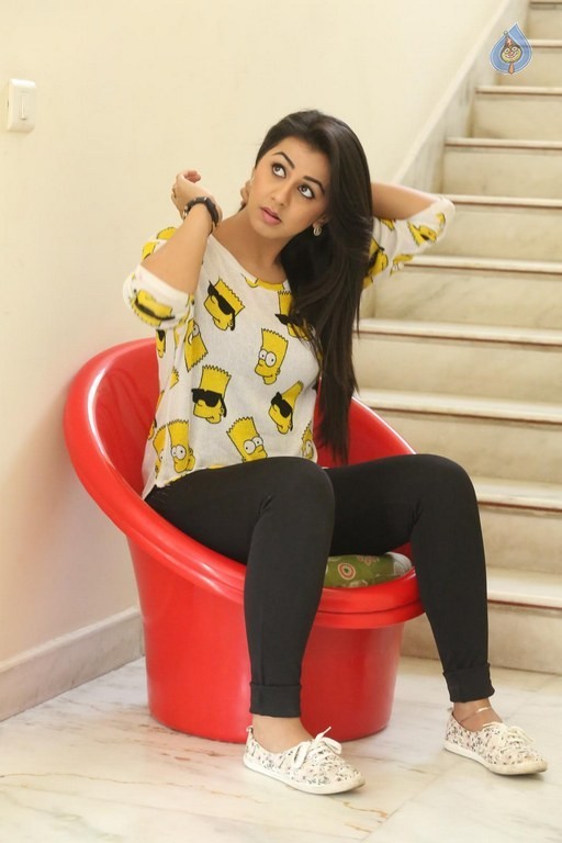 Nikki Galrani Latest Pics - 45 / 63 photos