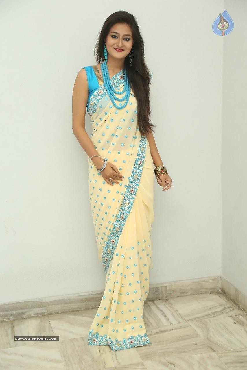 Nilofer Latest Photos - 12 / 61 photos