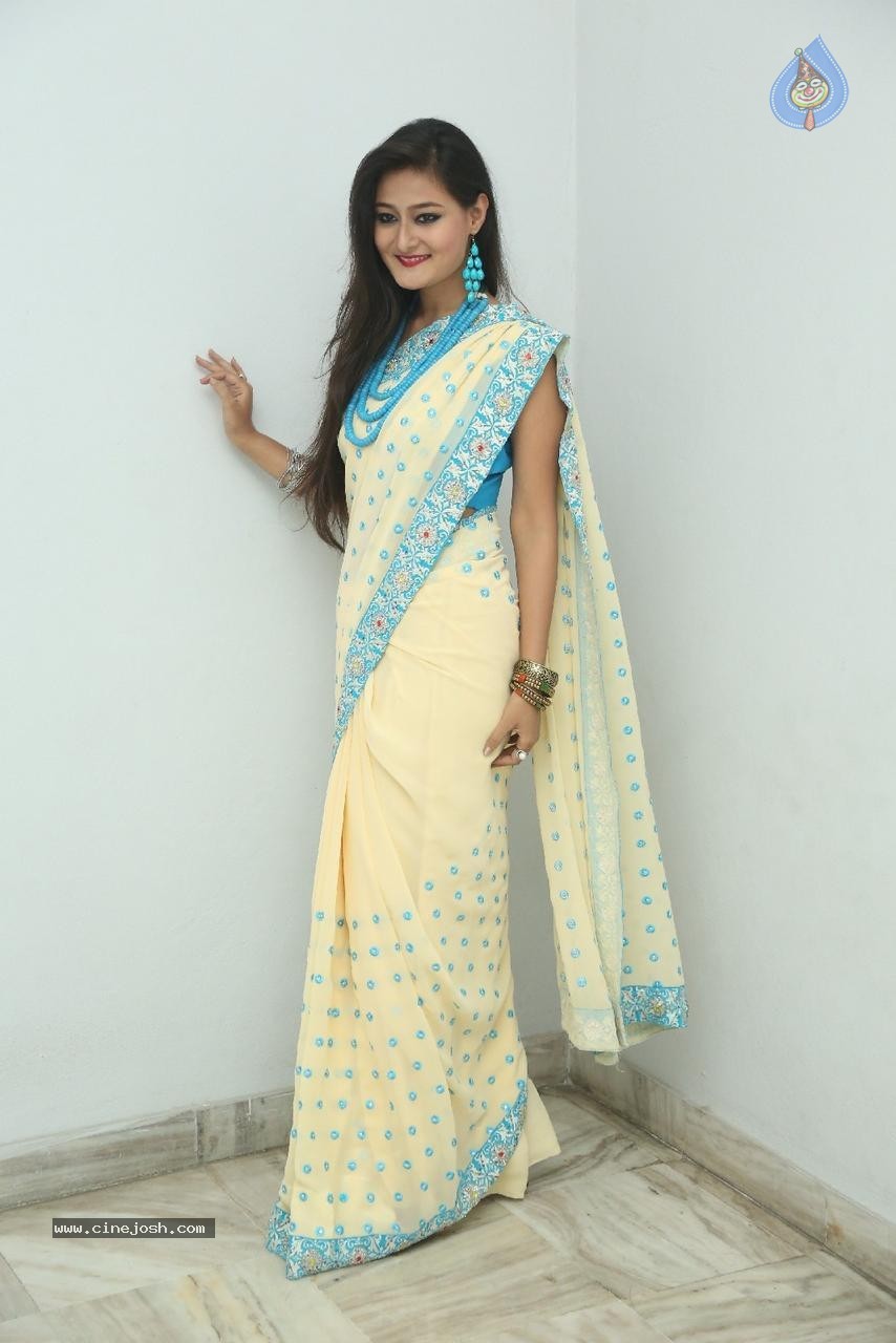 Nilofer Latest Photos - 55 / 61 photos