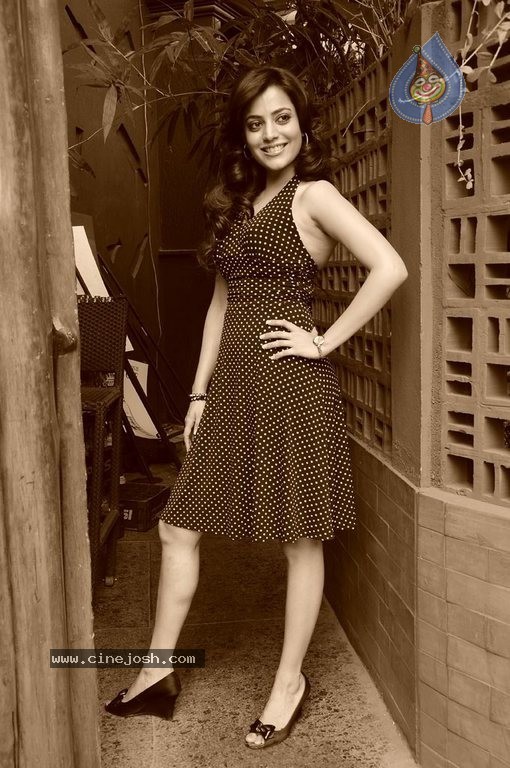 Nisha Agarwal Latest Stills - 9 / 52 photos