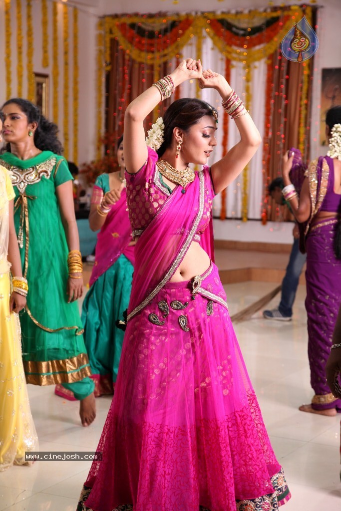 Nisha Agarwal New Photos - 28 / 151 photos