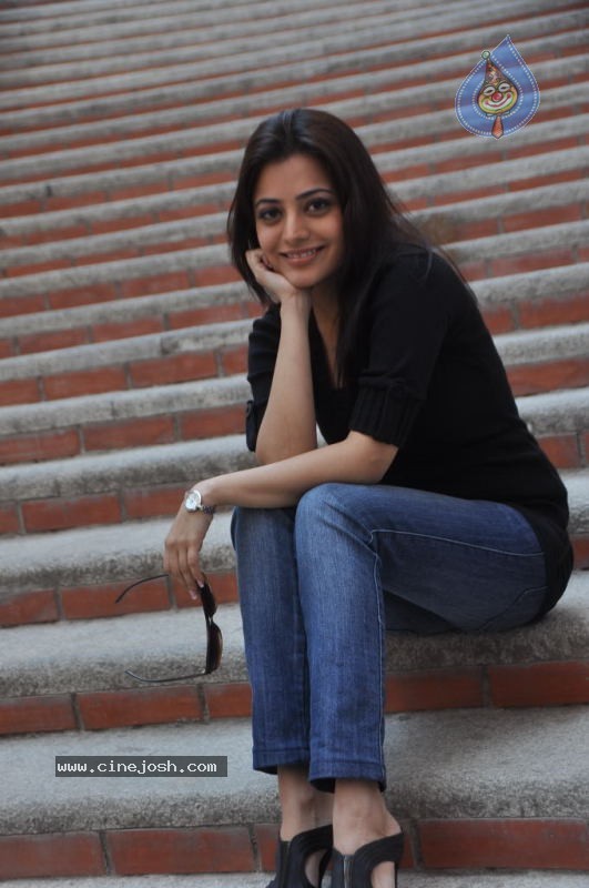 Nisha Agarwal Photos - 4 / 70 photos