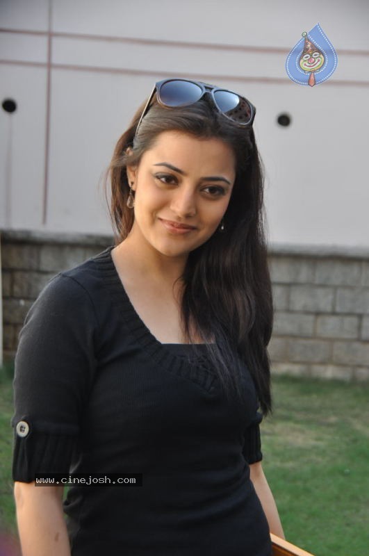 Nisha Agarwal Photos - 55 / 70 photos