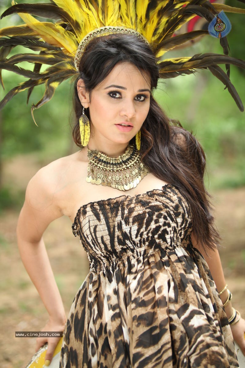 Nisha Kothari Hot Stills  - 7 / 28 photos