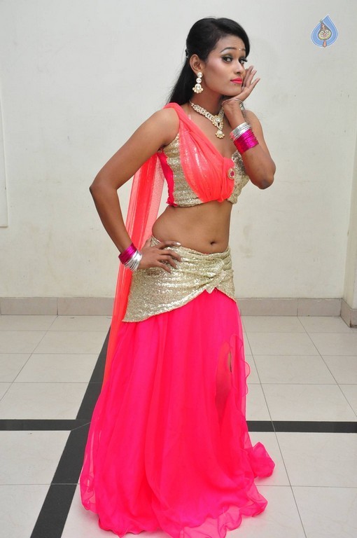 Nisha Set Photos - 17 / 61 photos