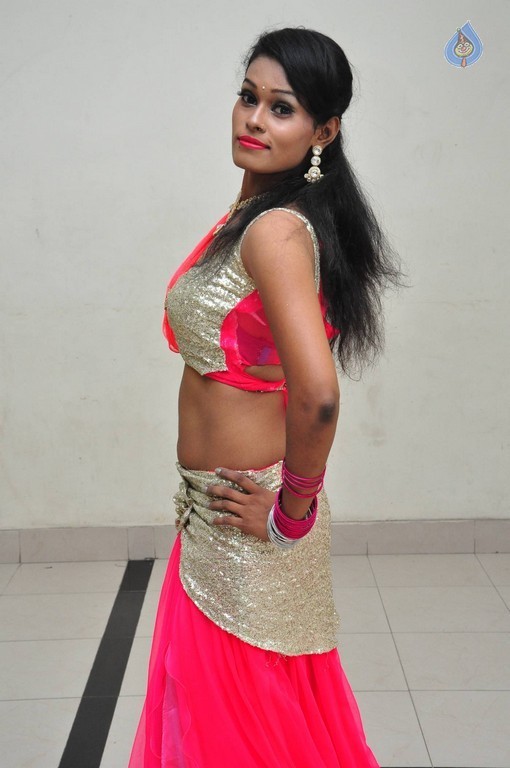 Nisha Set Photos - 34 / 61 photos