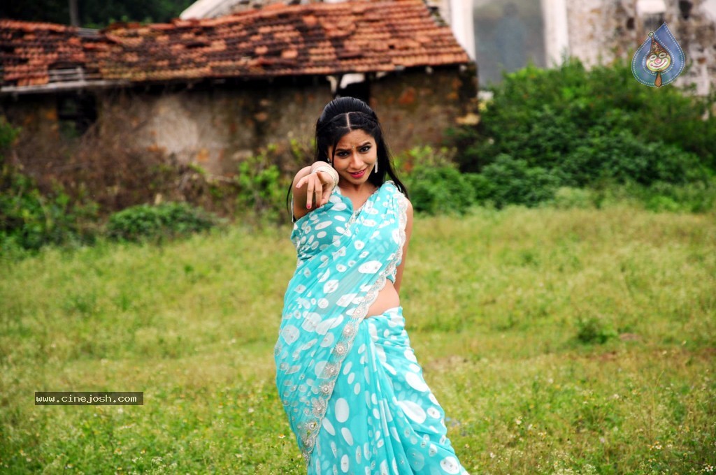 Nisha Shah Hot Gallery - 27 / 54 photos