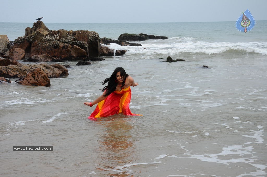 Nisha Shah Spicy Photos  - 6 / 83 photos