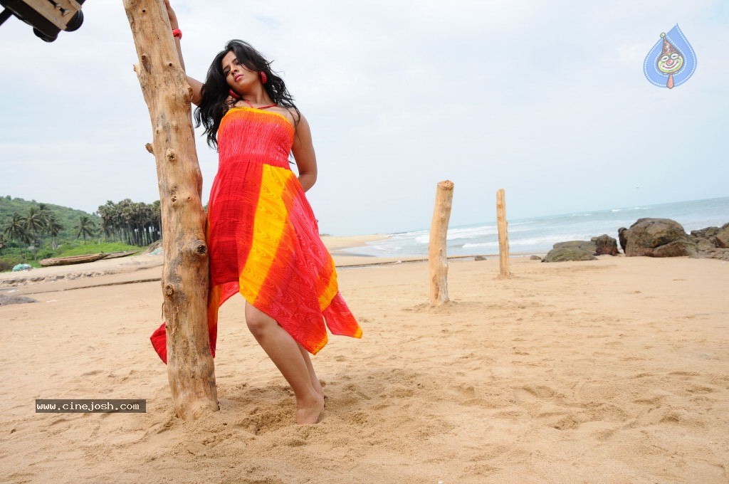 Nisha Shah Spicy Photos  - 60 / 83 photos