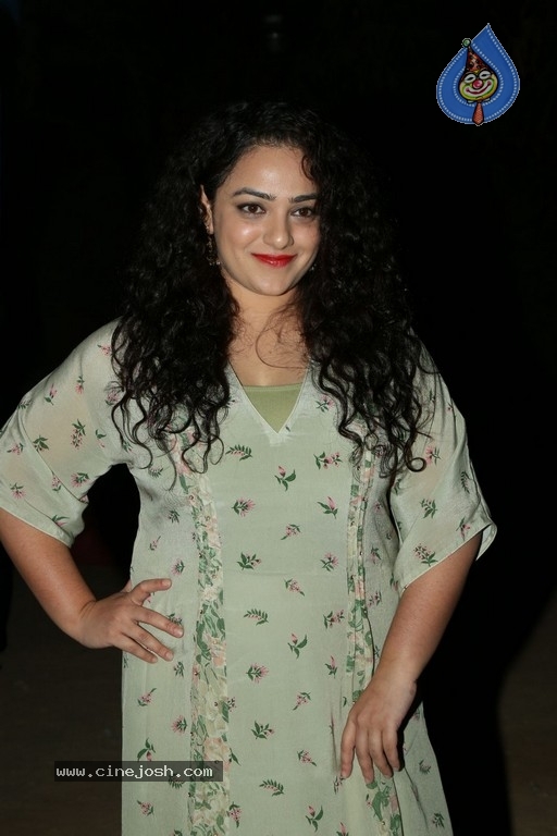 Nithya Menen Photos - 12 / 21 photos