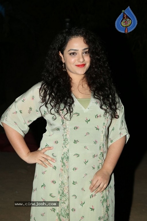 Nithya Menen Photos - 14 / 21 photos