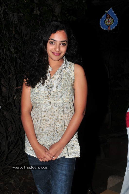 Nithya Menon Stills - 11 / 25 photos