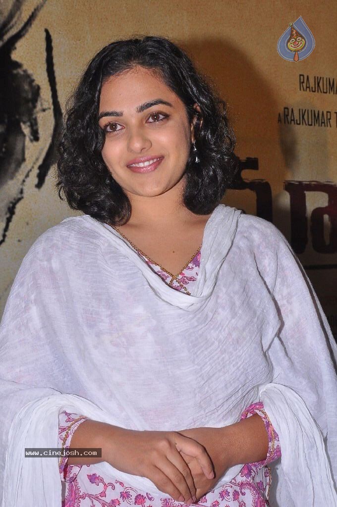 Nithya Menon - 18 / 100 photos