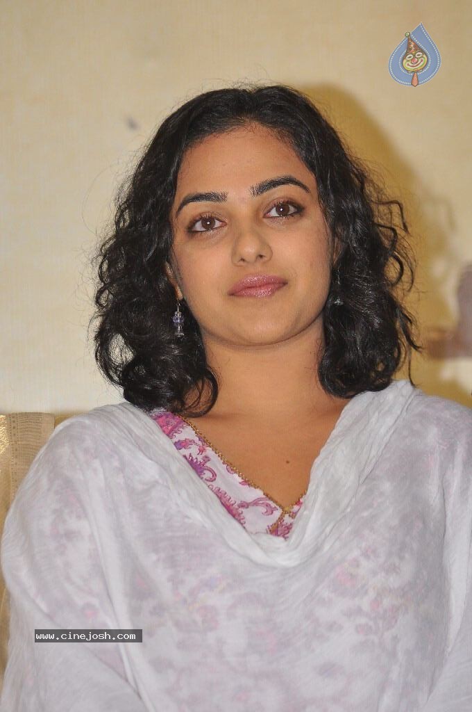 Nithya Menon - 51 / 100 photos