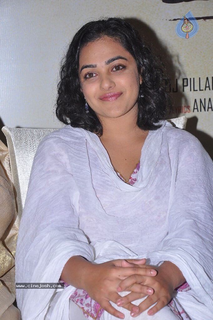 Nithya Menon - 73 / 100 photos